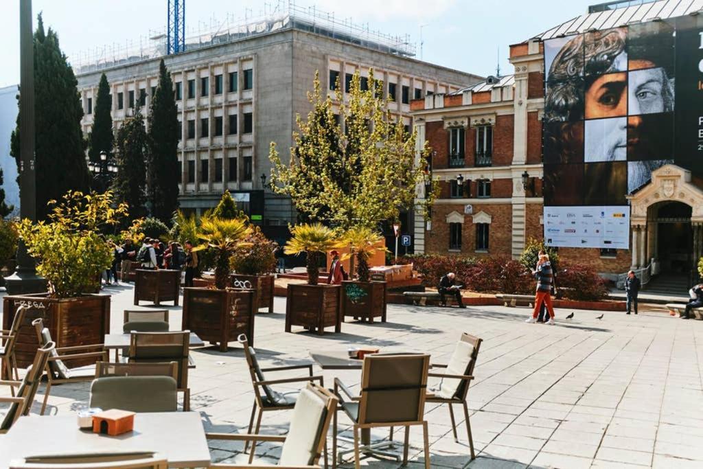 Original Y Coqueto Apartamento Junto A Plaza Mayor Apartment Madrid Exterior photo